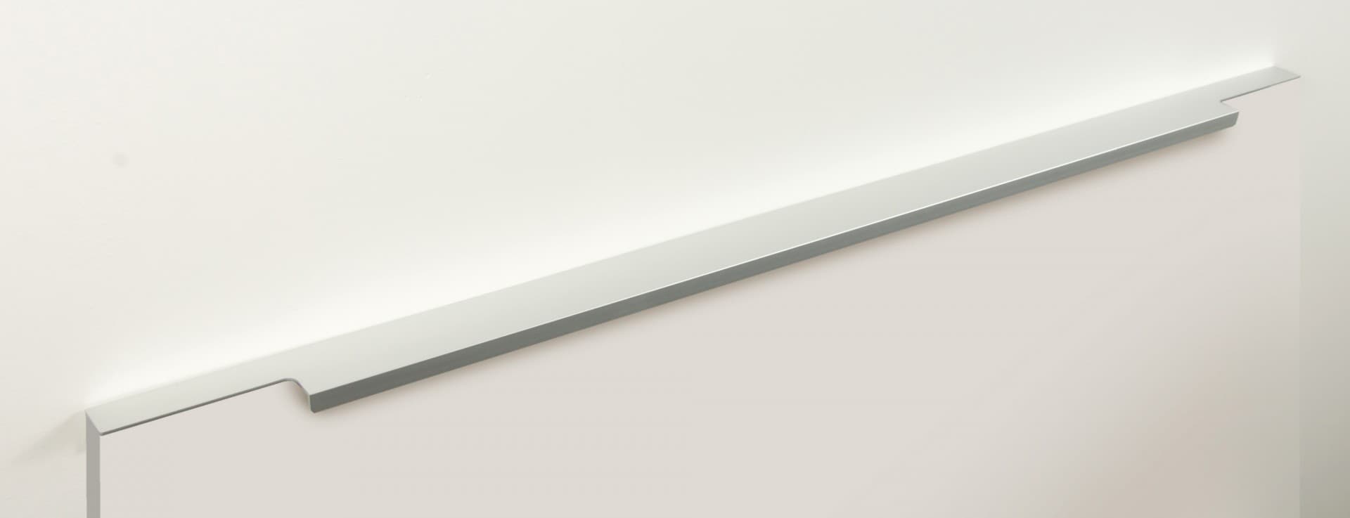 BRD RT109SC.1 ручка торцевая 700 мм RAY матовый хром