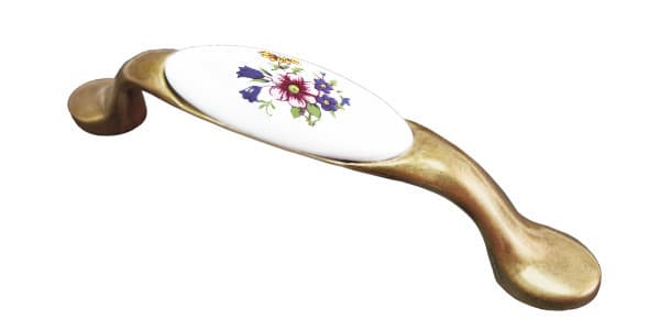 BRD RS113АВ.W01 ручка-скоба 96 мм старинная латунь с керамикой цветок (снято)